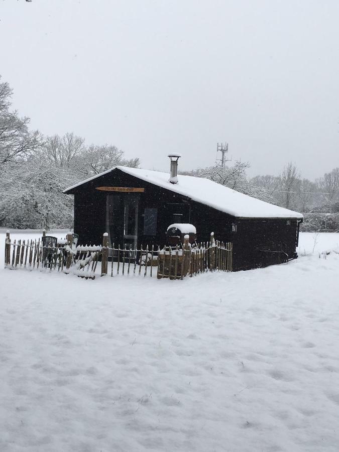 The Old Apple Shed Cosy Heated Cottage In A Meadow Close To The Charming Village Of Bethersden Ashford  Exterior foto